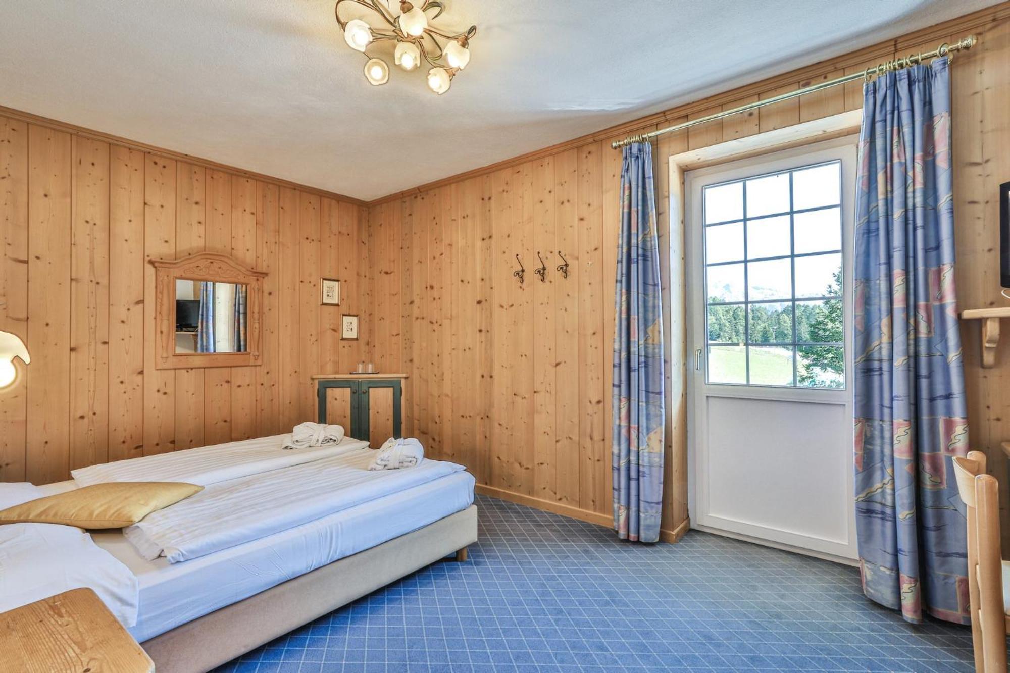 Mytime Hotels Savoy Vigo di Fassa Bilik gambar