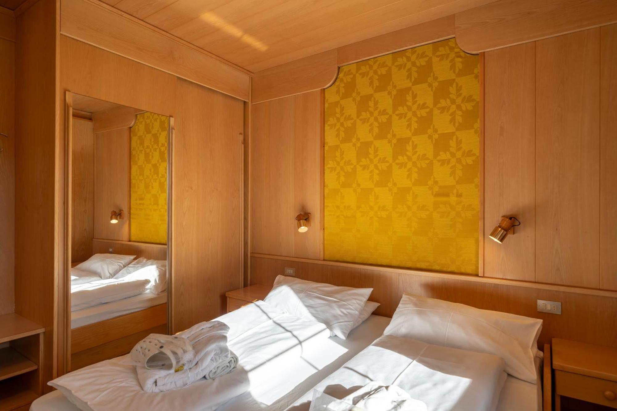 Mytime Hotels Savoy Vigo di Fassa Luaran gambar